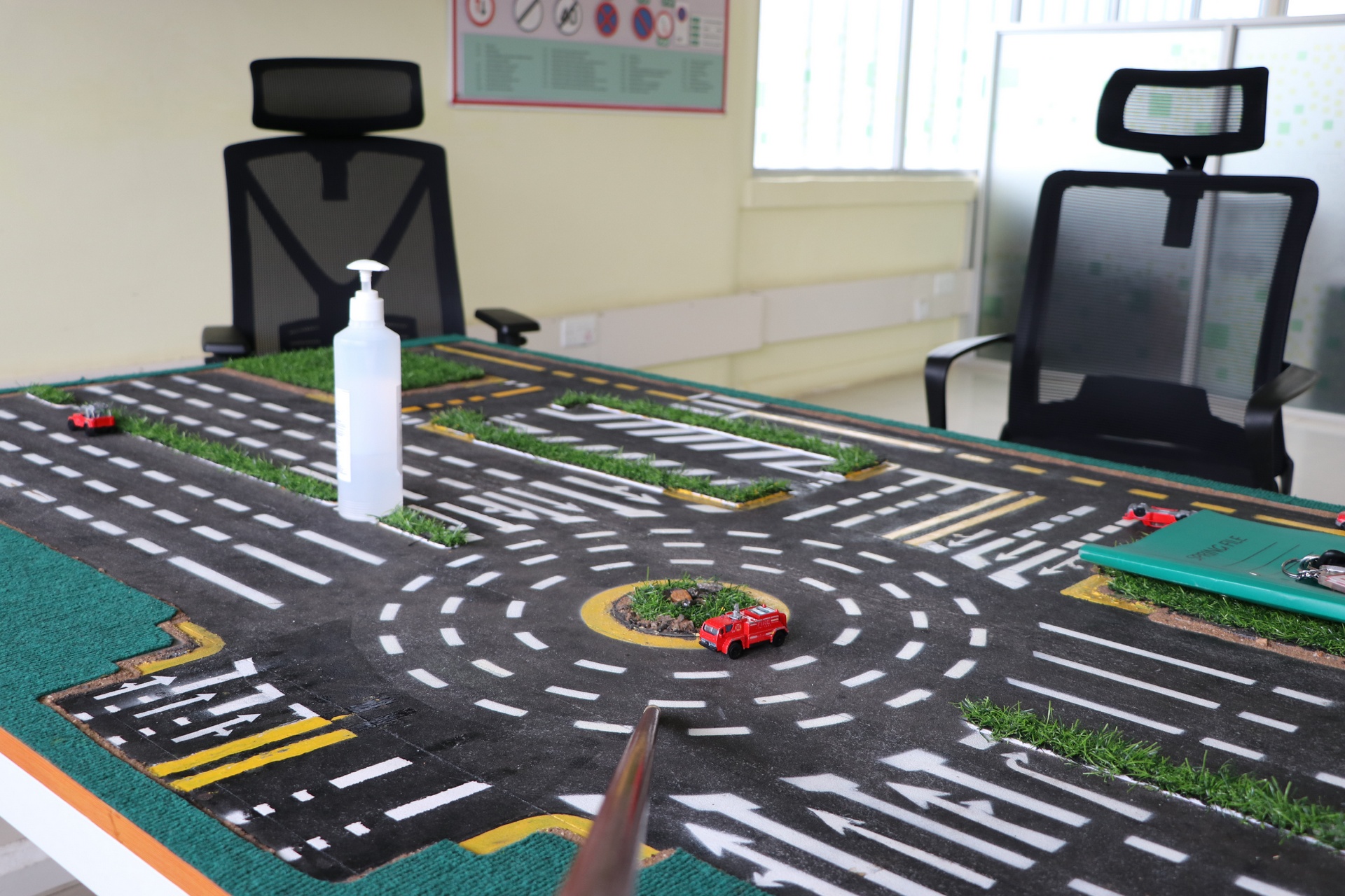 Driving school model board
